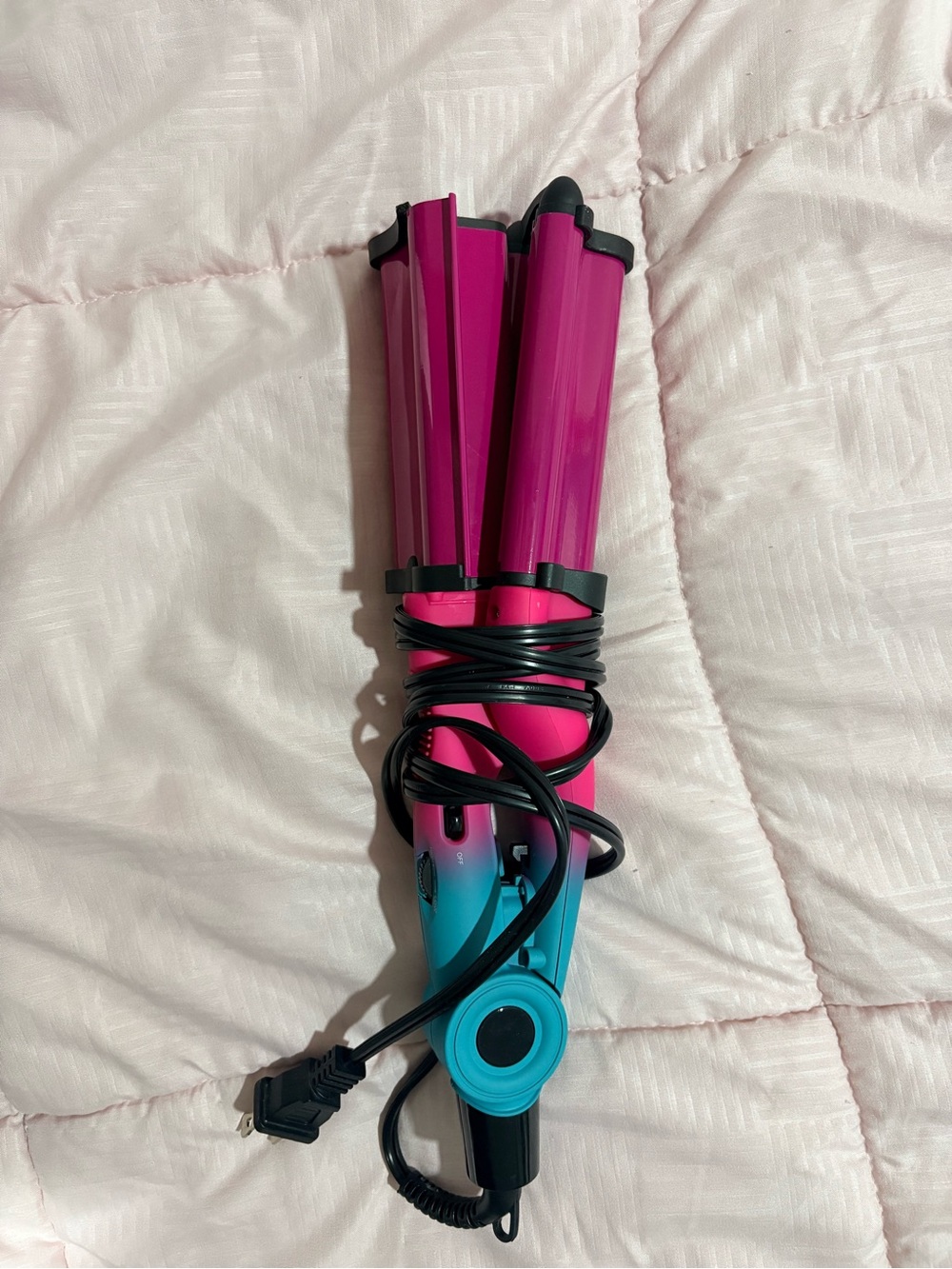TIGI Hot Pink and Teal Triple Barrel Hair Waver